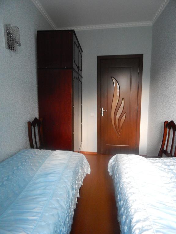 Ineza'S Guest House Kazbegi Rum bild